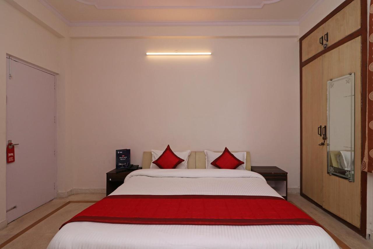 OYO 11452 Golden Castle Lodge Indirapuram Exterior foto