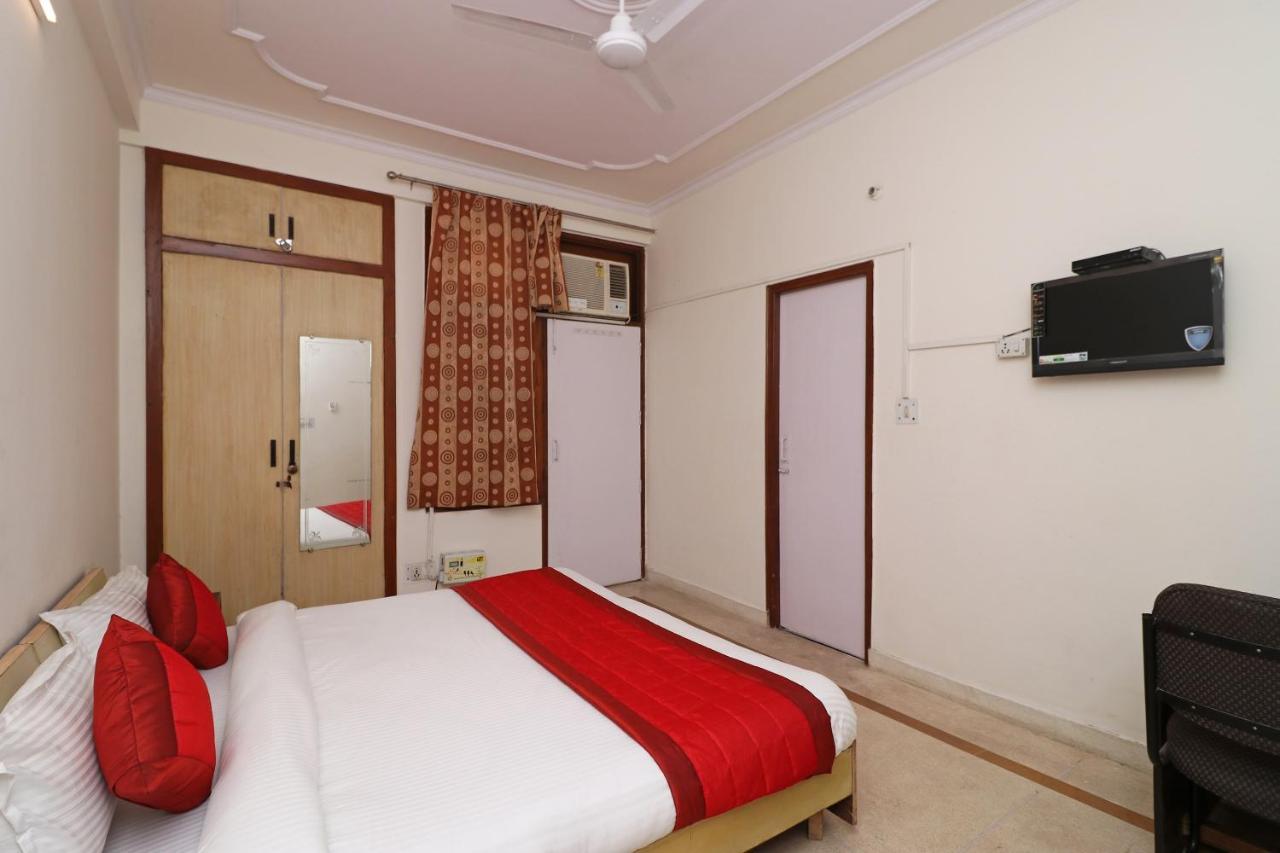 OYO 11452 Golden Castle Lodge Indirapuram Exterior foto