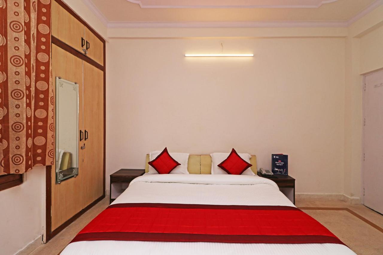 OYO 11452 Golden Castle Lodge Indirapuram Exterior foto